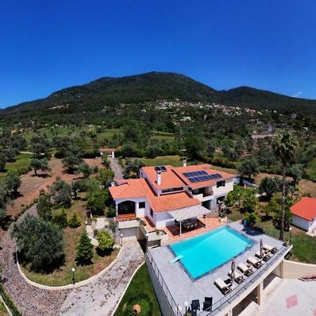 Kouvelia Country Home Luxury Villa Rental Nerotrivia ภายนอก รูปภาพ