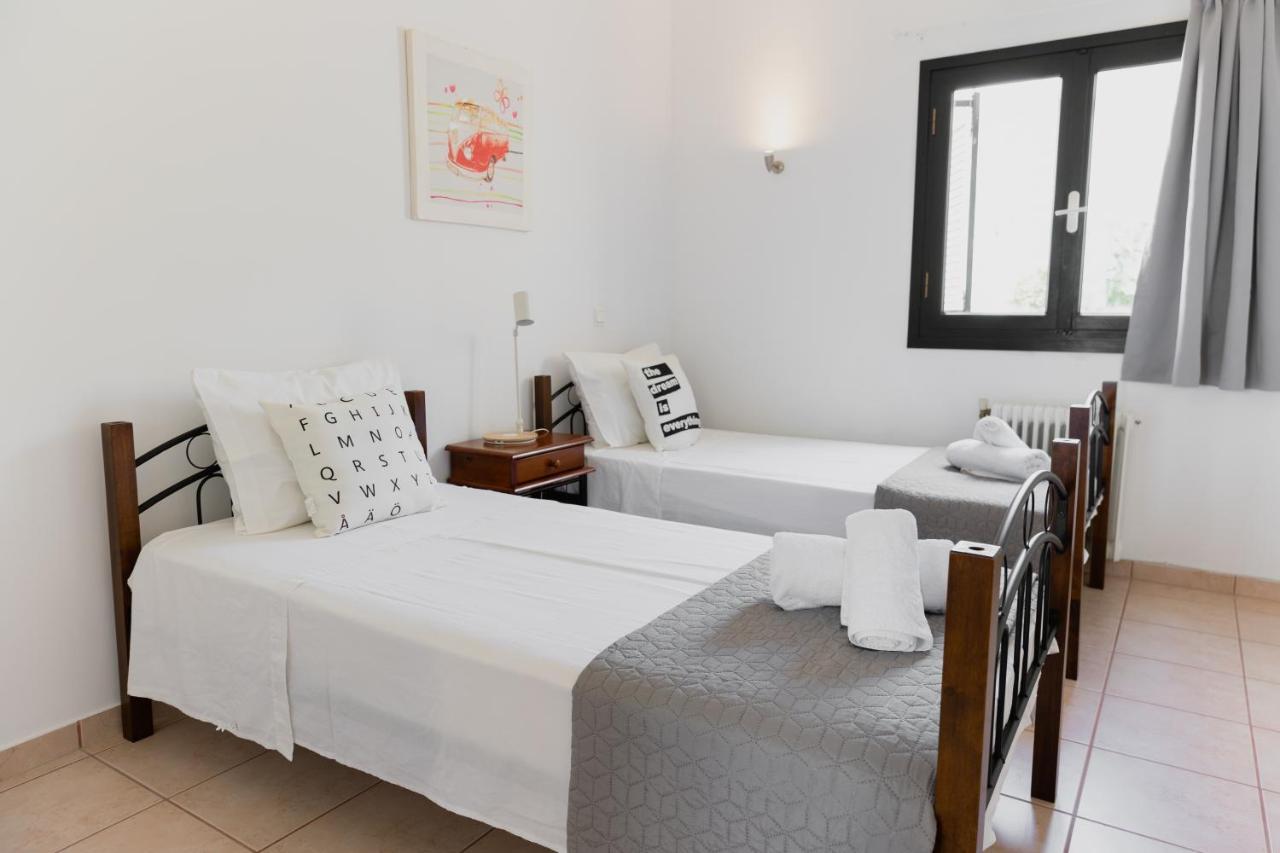 Kouvelia Country Home Luxury Villa Rental Nerotrivia ภายนอก รูปภาพ