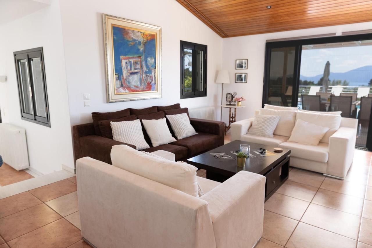 Kouvelia Country Home Luxury Villa Rental Nerotrivia ภายนอก รูปภาพ
