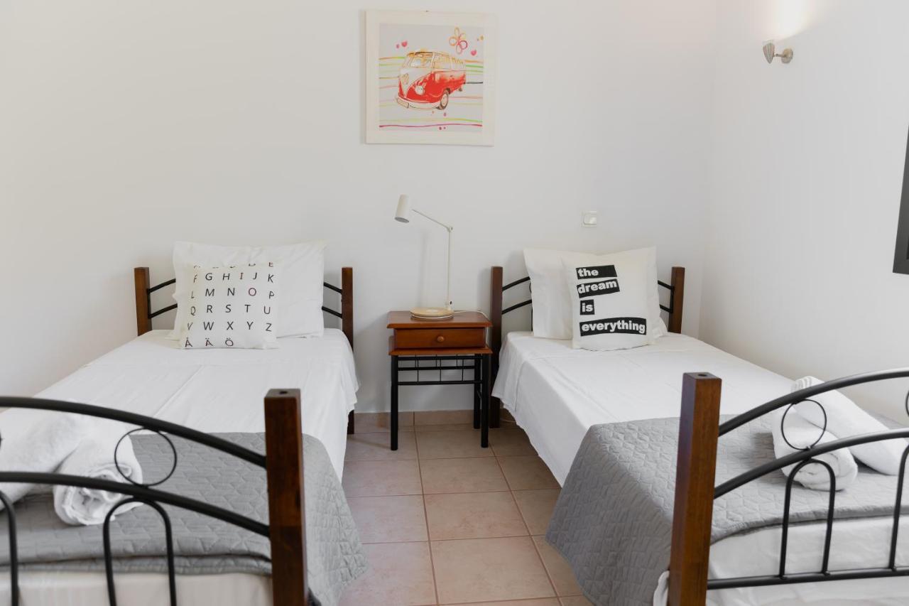 Kouvelia Country Home Luxury Villa Rental Nerotrivia ภายนอก รูปภาพ