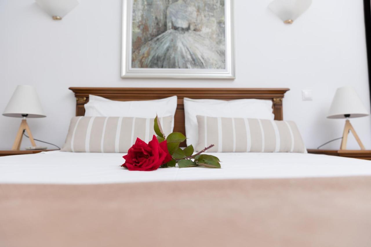 Kouvelia Country Home Luxury Villa Rental Nerotrivia ภายนอก รูปภาพ