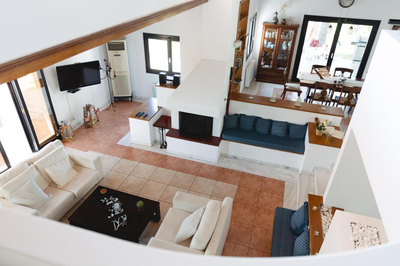 Kouvelia Country Home Luxury Villa Rental Nerotrivia ภายนอก รูปภาพ