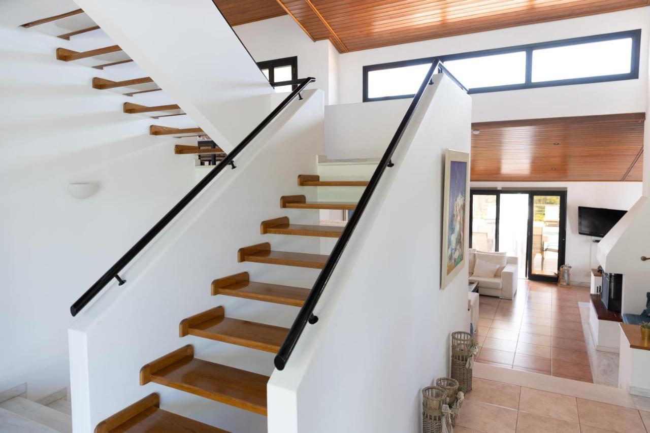 Kouvelia Country Home Luxury Villa Rental Nerotrivia ภายนอก รูปภาพ