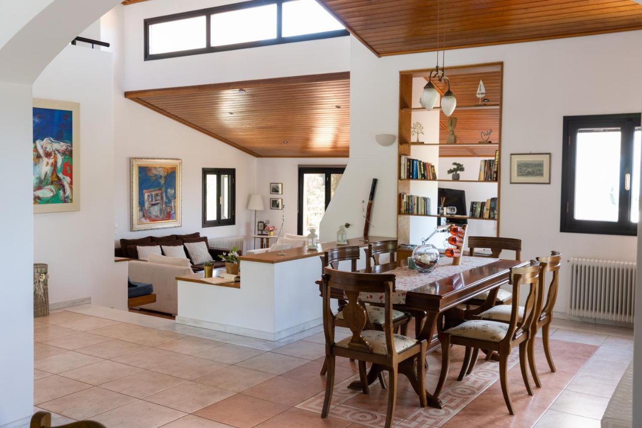 Kouvelia Country Home Luxury Villa Rental Nerotrivia ภายนอก รูปภาพ